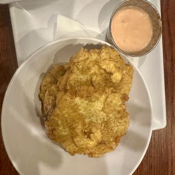 Hemingway's Tavern - Tostones - New American Near Me - Melbourne, Florida