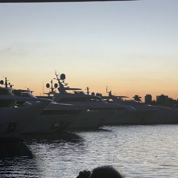 Coconuts - Seafood Near Me - Fort Lauderdale, Florida