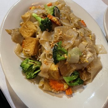 Thai Island Orlando - 47. Pad See Ew with Fried Tofu - Thai Near Me - Orlando, Florida Thai Island Orlando - 47. Pad See Ew with Fried Tofu - Thai Near Me - Orlando, Florida