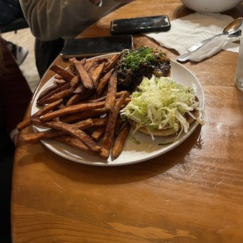 Sunset 89 - mushroom burger with side of sweet potato fries - Asian Fusion Near Me - Page, Arizona