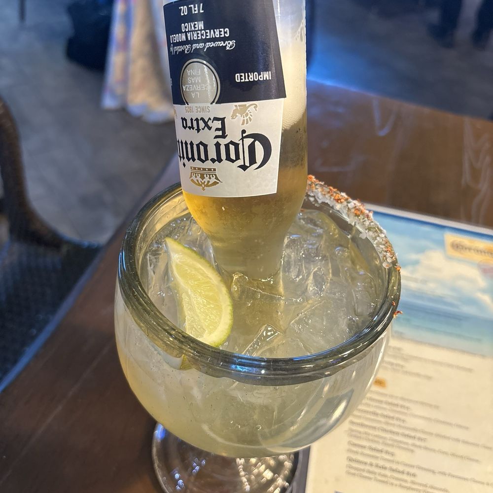 Corona Beach House - Great drink - American Near Me - Miami, Florida