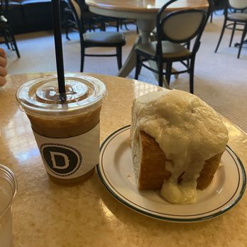 1886 Cafe & Bakery - Cinnamon Roll - American Near Me - Austin, Texas 1886 Cafe & Bakery - Cinnamon Roll - American Near Me - Austin, Texas