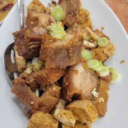Golddigger Filipino Restaurant - Tokwat Baboy