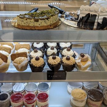 Cake N’ Bake - Bakeries Near Me - Palos Hills, Illinois