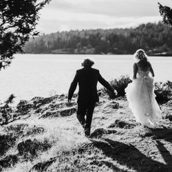 Cabins on the Point - Photo by Adina Preston | https://adinaprestonphotography.pixieset.com/