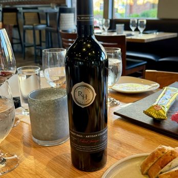 Zinfandel Grille - 02.25.24 Robert Hall Cab Sauv - New American Near Me - Sacramento, California Zinfandel Grille - 02.25.24 Robert Hall Cab Sauv - New American Near Me - Sacramento, California