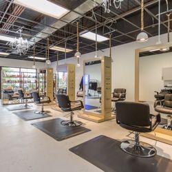 Drop-Dead Gorgeous Salon