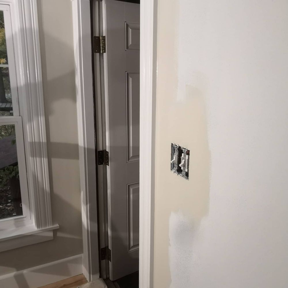 BANGOR PAINTERS 26 Photos 251 Union St, Bangor, Maine Painters