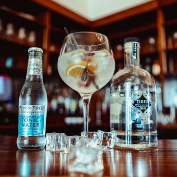 Cae Mor Hotel - Bar Area - Hotels Near Me - Llandudno, CWY