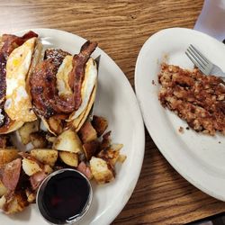 Celebrity Bakery & Cafe - Pancake taco and cornbeef hash