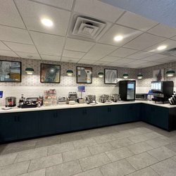 Best Western Watertown - Breakfast Room