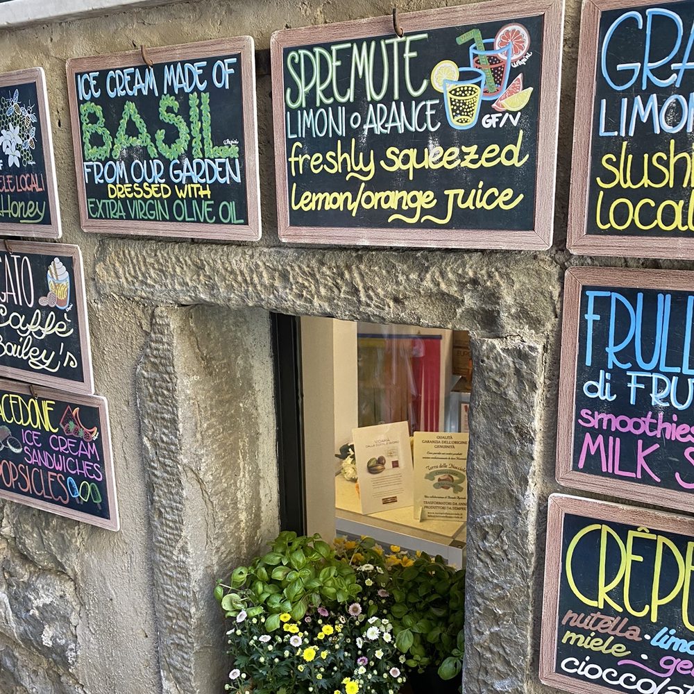 Alberto Gelateria - Ice Cream & Frozen Yogurt Near Me - Corniglia, SP
