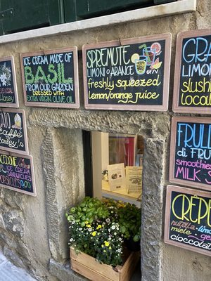 Alberto Gelateria by null