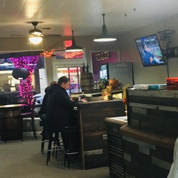 Geraldi’s - Going up on a Thursday! - Pizza Near Me - McMinnville, Oregon