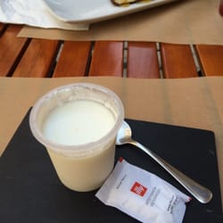 Al Born - Pastís de mató i iogurt de cabra natural