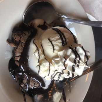 Station 31 Kitchen - Brownie sundae - Chicken Wings Near Me - Chelsea, Alabama Station 31 Kitchen - Brownie sundae - Chicken Wings Near Me - Chelsea, Alabama