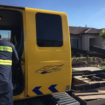 Save Tow - Glenn doing things timely and safe - Towing Near Me - Livermore, California Save Tow - Glenn doing things timely and safe - Towing Near Me - Livermore, California