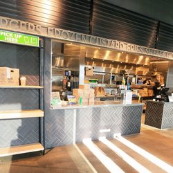 Shake Shack Las Colinas - Front of Store