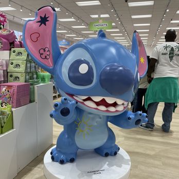 Miniso - Accessories Near Me - Rancho Cucamonga, California Miniso - Accessories Near Me - Rancho Cucamonga, California