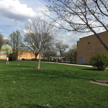 Hale Park - New equipment or it's been painted - Parks Near Me - Chicago, Illinois