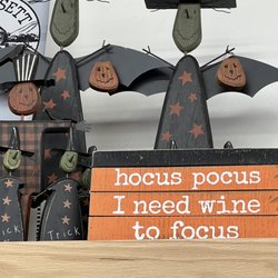 Vincent's Country Store - Cuteness scattered throughout