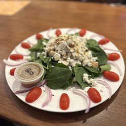 Chandlers Place - Spinach chicken salad