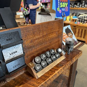 Lush Cosmetics - Cosmetics & Beauty Supply Near Me - Austin, Texas