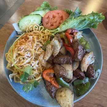Me’s Kitchen - Bo Luc Lac - Vietnamese Near Me - Sacramento, California