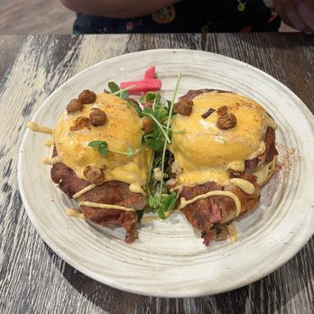 Yaz's Table - Corned Beef Hash - Breakfast & Brunch Near Me - Abington, Massachusetts