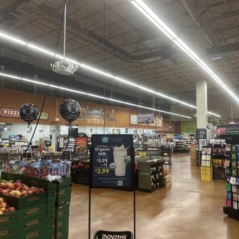 Fresh Thyme Market - Farmers Market Near Me - Indianapolis, Indiana