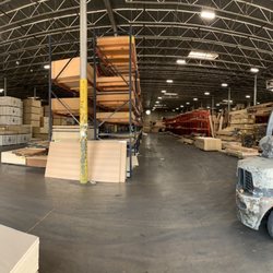 Dakota Premium Hardwoods - Dallas - The warehouse that is Dakota Hardwood