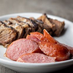 Boxer BBQ - Smoked Sausage & Brisket