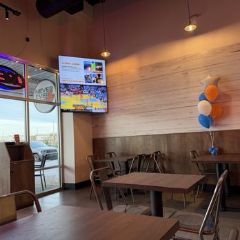 sneakybird - Chicken Wings Near Me - Surprise, Arizona