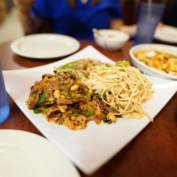 Chou's Kitchen - Chinese Near Me - Chandler, Arizona