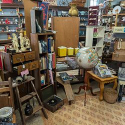 Vintage 167 Antiques and Estate Sales