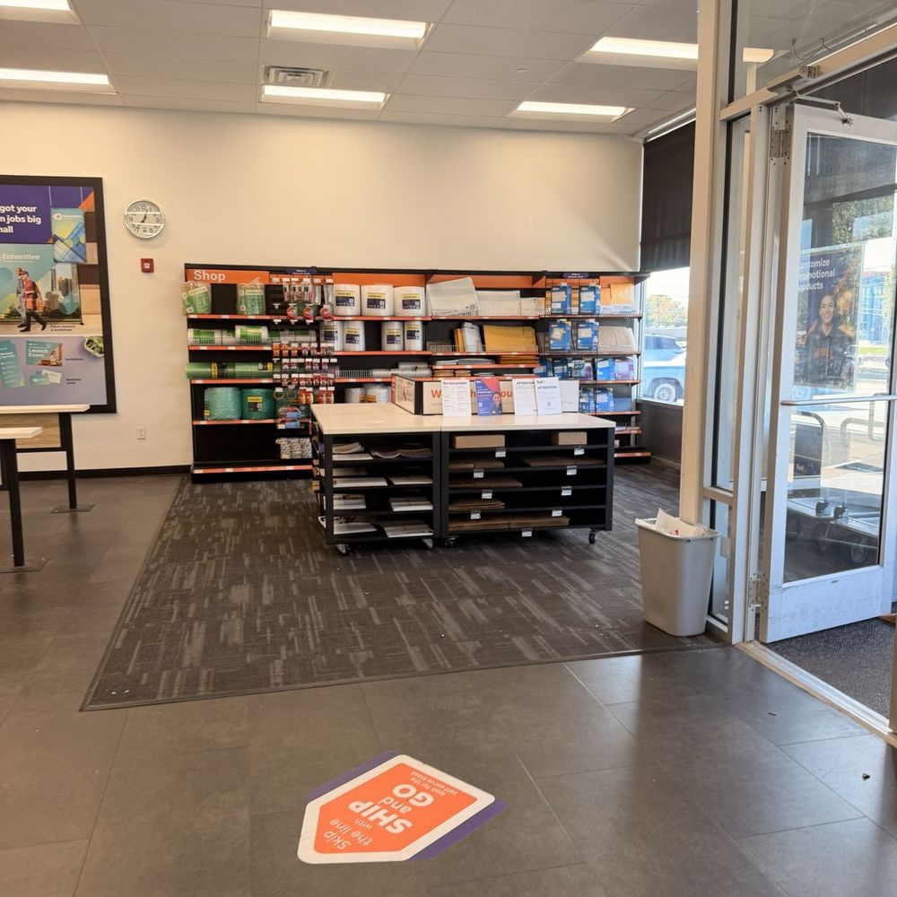 FedEx Office Print & Ship Center - Shipping Centers Near Me - Paramus, New Jersey FedEx Office Print & Ship Center - Shipping Centers Near Me - Paramus, New Jersey