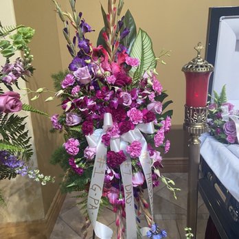 Amazing Flowers - Florists Near Me - Baypoint , California