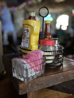 No Name Pub by null