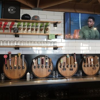 The Rayback - Plenty of beers on draft, try the staff picks - Food Trucks Near Me - Boulder, Colorado