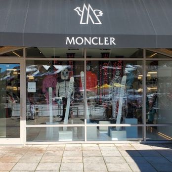 Moncler Vail - Men's Clothing Near Me - Vail, Colorado