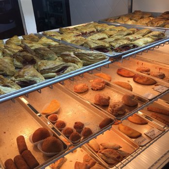 Vicky Bakery - Bakeries Near Me - Hialeah, Florida