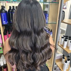 Giovanni's Salon & Spa