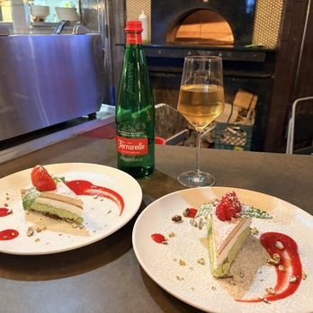 iTalico - Torta al Pistacchio (pan di sapgna)//(sponge cake). Wine: Moscato (Canelli). - Italian Near Me - Palo Alto, California