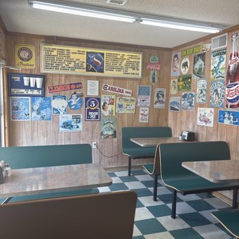 Ned's - Super cute seating area - American Near Me - Aynor, South Carolina
