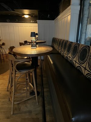 17 River Grille by null