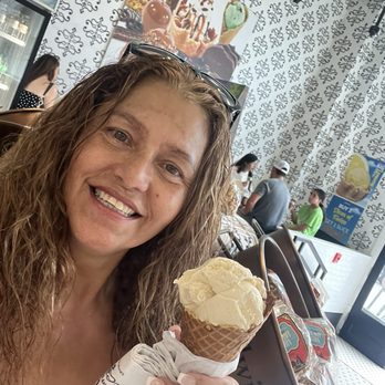 Kilwins Ice Cream - Chocolate - Fudge - Ice cream was sooo good - Desserts Near Me - New Orleans, Louisiana Kilwins Ice Cream - Chocolate - Fudge - Ice cream was sooo good - Desserts Near Me - New Orleans, Louisiana
