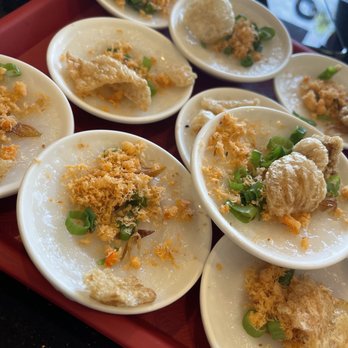 Ngự Bình Restaurant - Bánh Bèo Đĩa - Vietnamese Near Me - Westminster, California