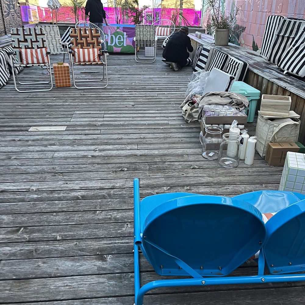 Ode - Rooftop patio - Hotels Near Me - Toronto, Ontario Ode - Rooftop patio - Hotels Near Me - Toronto, Ontario
