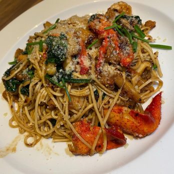 Yard House - Lobster Garlic Noodles - Bars Near Me - Hanover, Maryland Yard House - Lobster Garlic Noodles - Bars Near Me - Hanover, Maryland