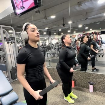Fitness 19 - Training with Skyler - Gyms Near Me - Brea, California Fitness 19 - Training with Skyler - Gyms Near Me - Brea, California